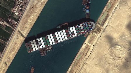 Lee más sobre el artículo CANAL DE SUEZ: OTRO DURO GOLPE A LA CADENA DE SUMINISTRO GLOBAL