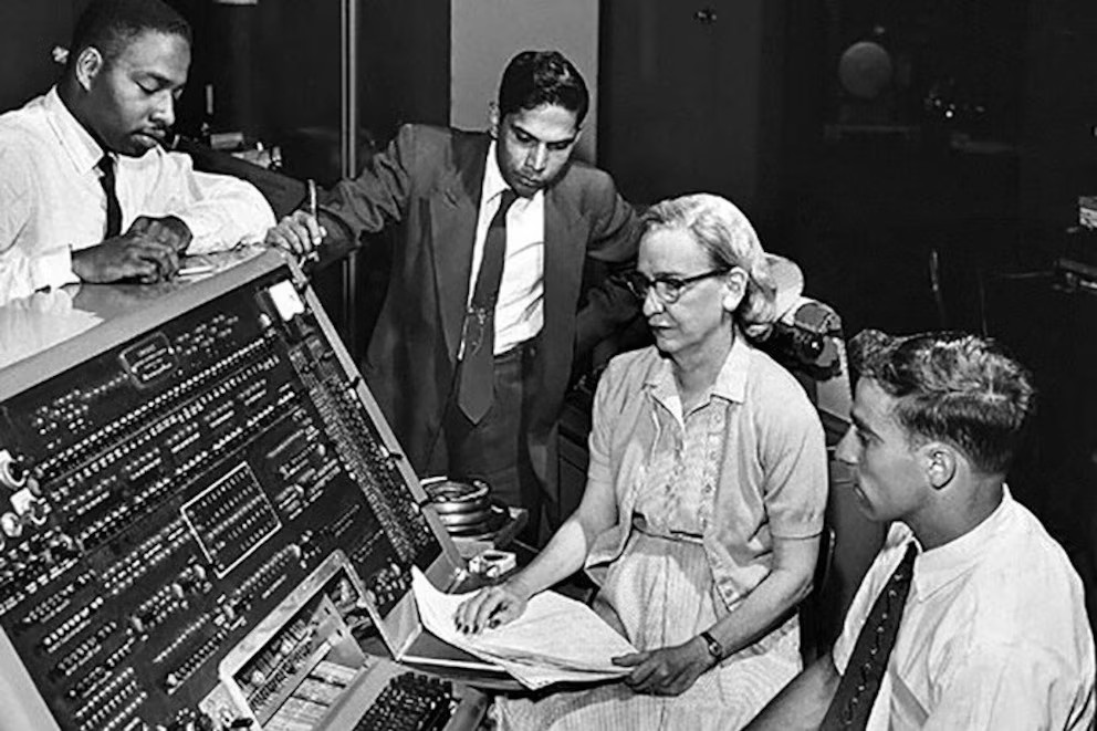 Grace Hopper (Amazing Grace)